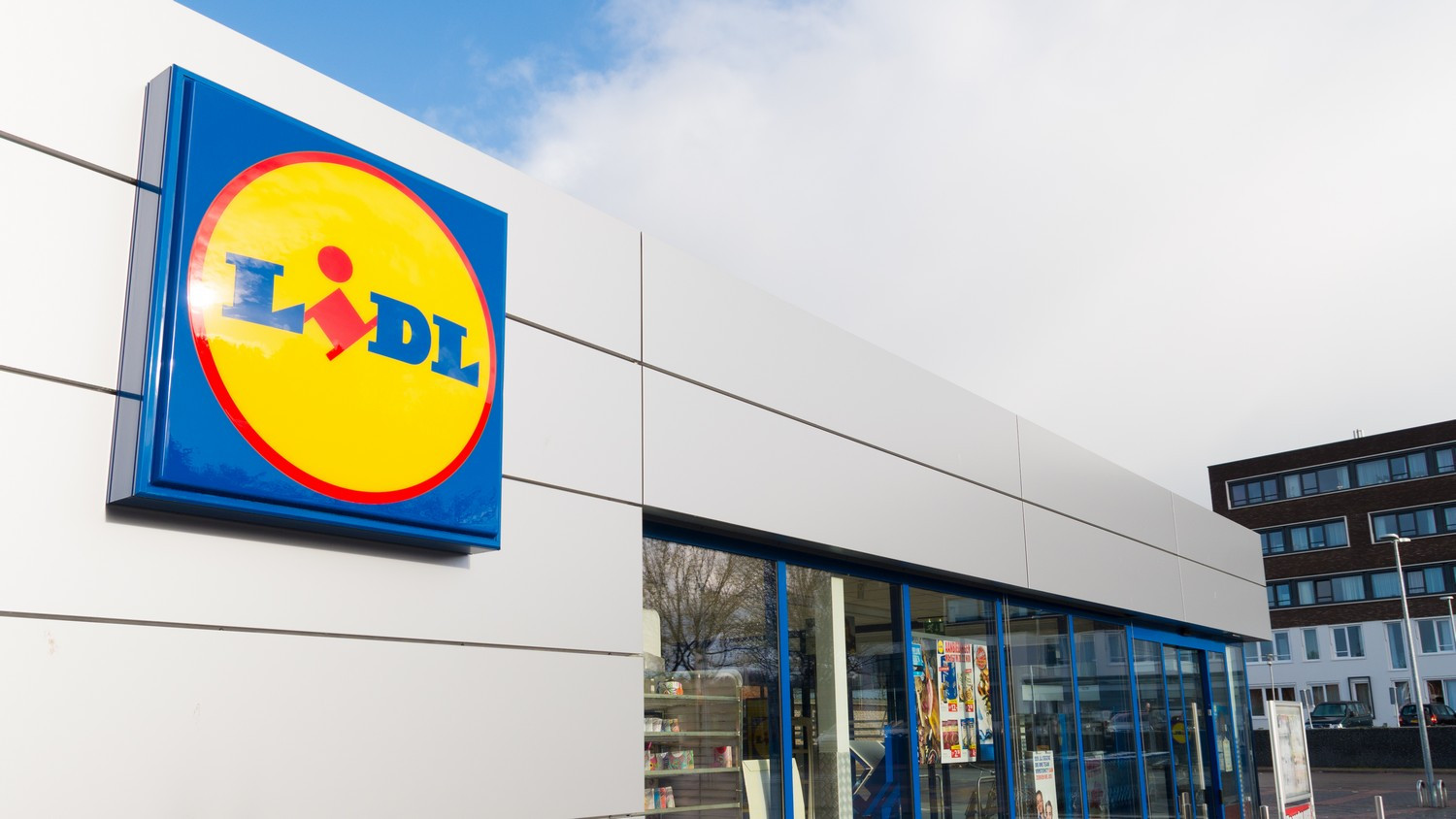 Nem állíthatja a Lidl, hogy a legolcsóbb  – Megbüntették a céget