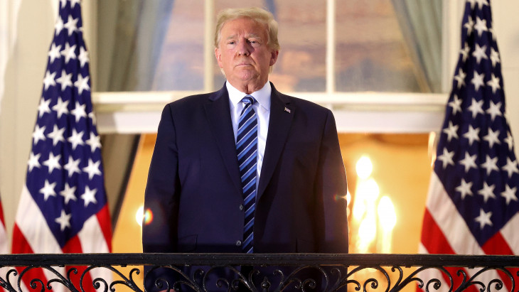 Itt a fordulat Trumptól: átadja a hatalmat Bidennek