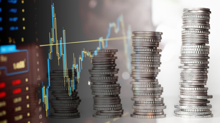 Zárócsúcsot döntött a Dow, miközben a tech papírokat büntették