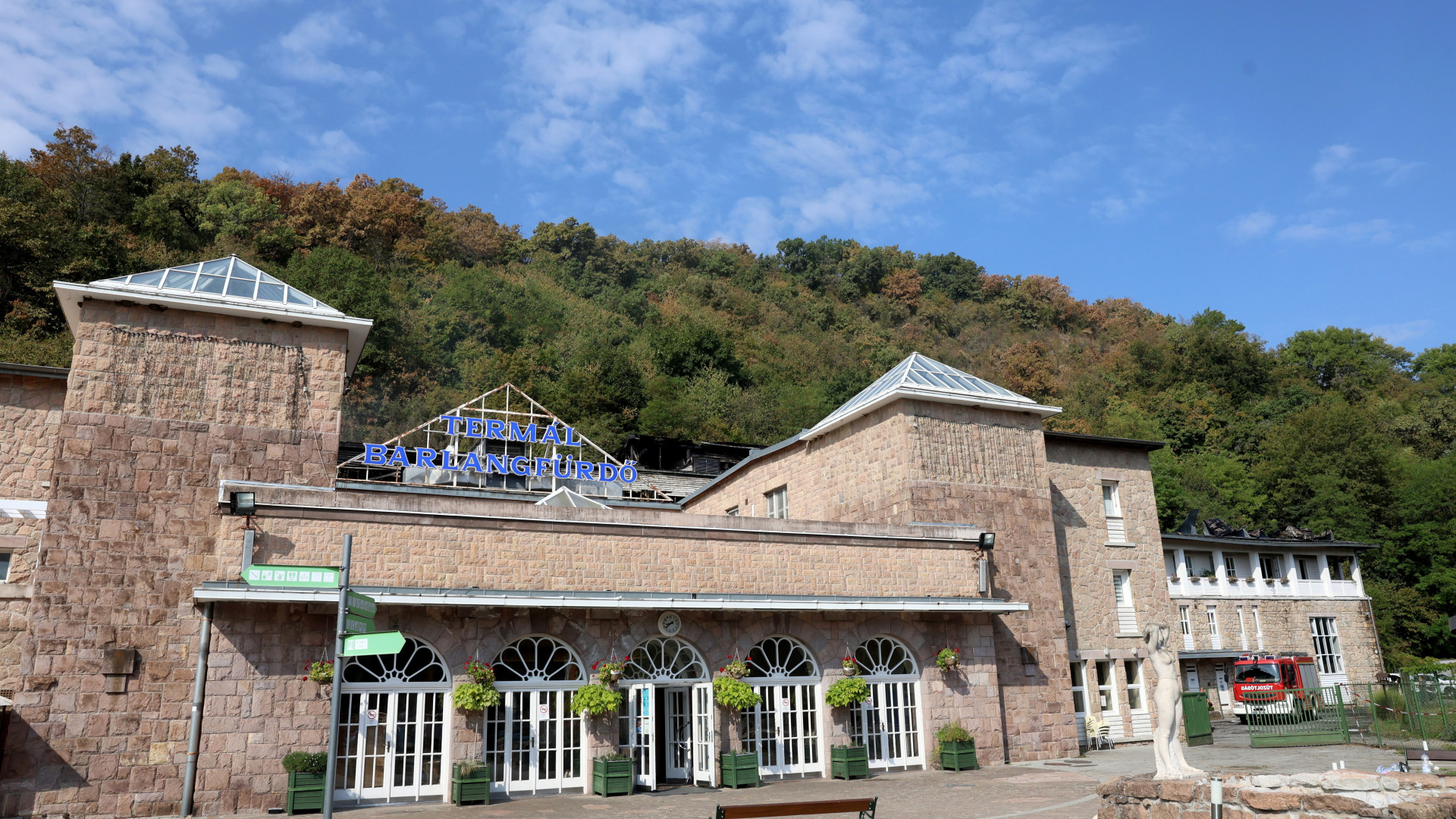 Aláírták a szerződést: feltámad az ikonikus fürdő