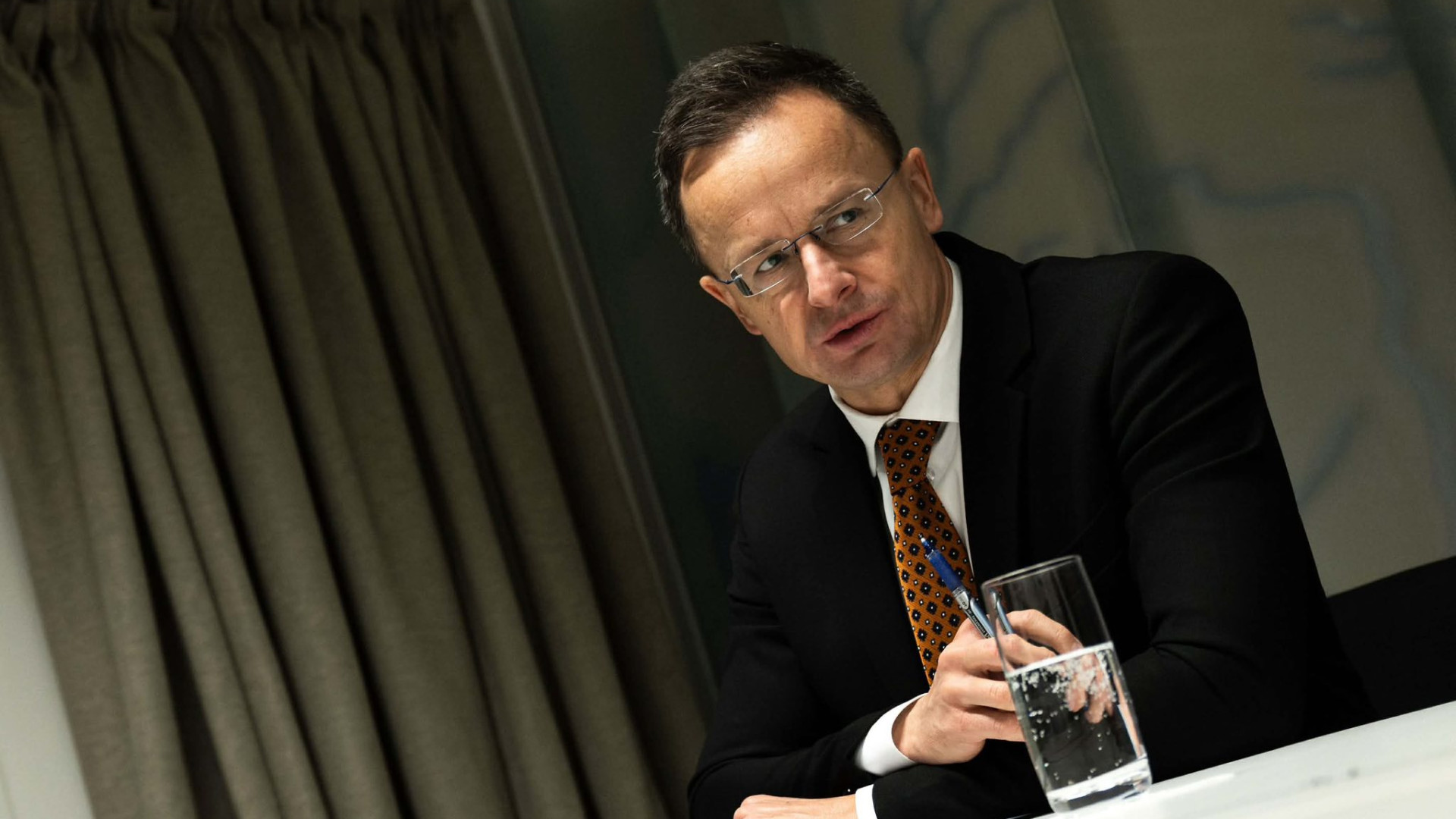 Valami nem áll össze: négy napja életben az amerikai szankció, de magyar mentesség továbbra sincs