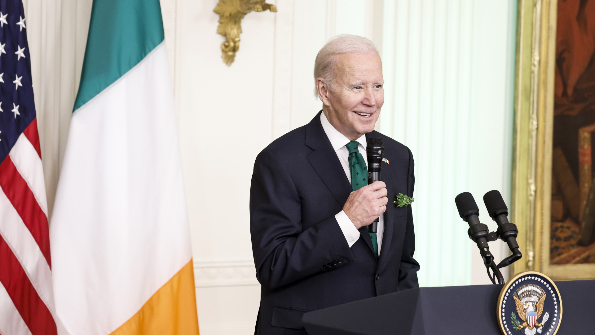 Ősei földjére látogat Joe Biden