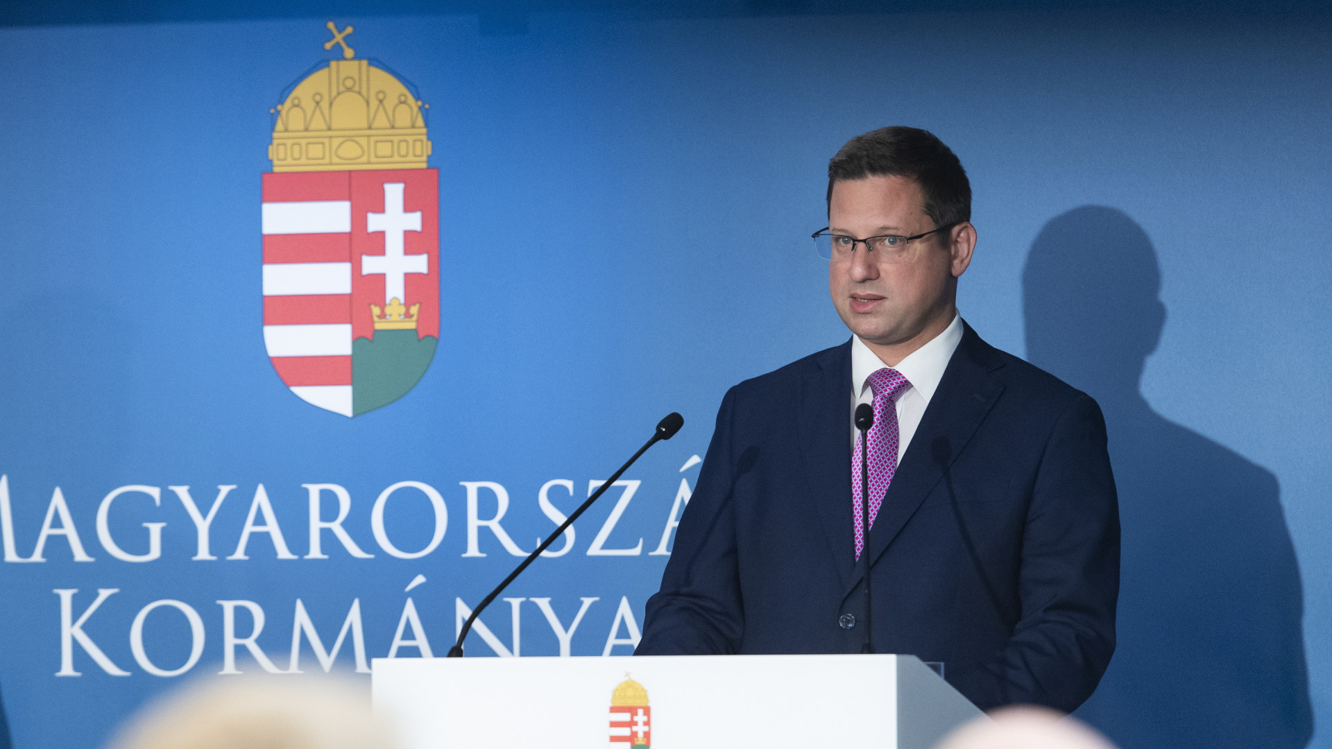 Otthon Start: Gulyás Gergely bejelentette, a kormány küzd az enyhébb önerő-szabályozásért