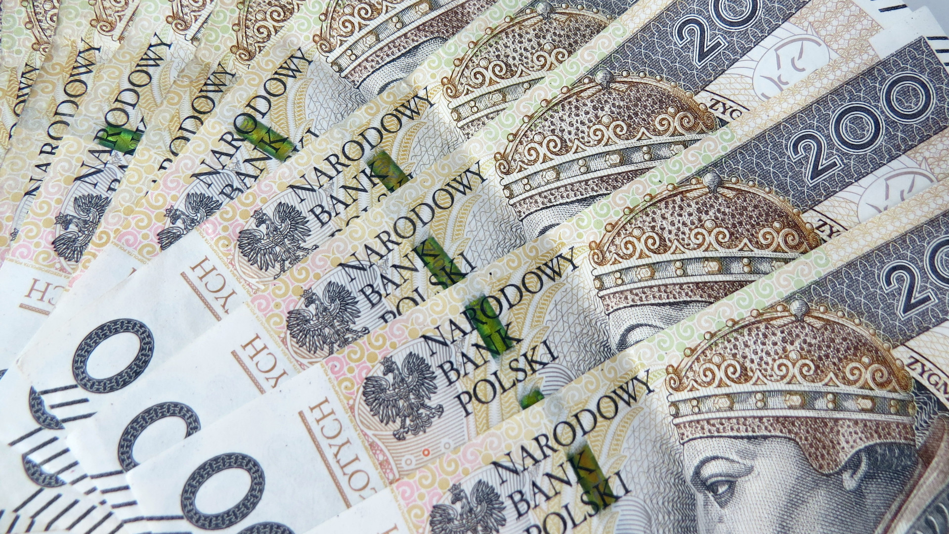 Megint kamatot vágtak a lengyelek – Ettől lesz még vonzóbb a forint? – Forrás: Portfolio.hu