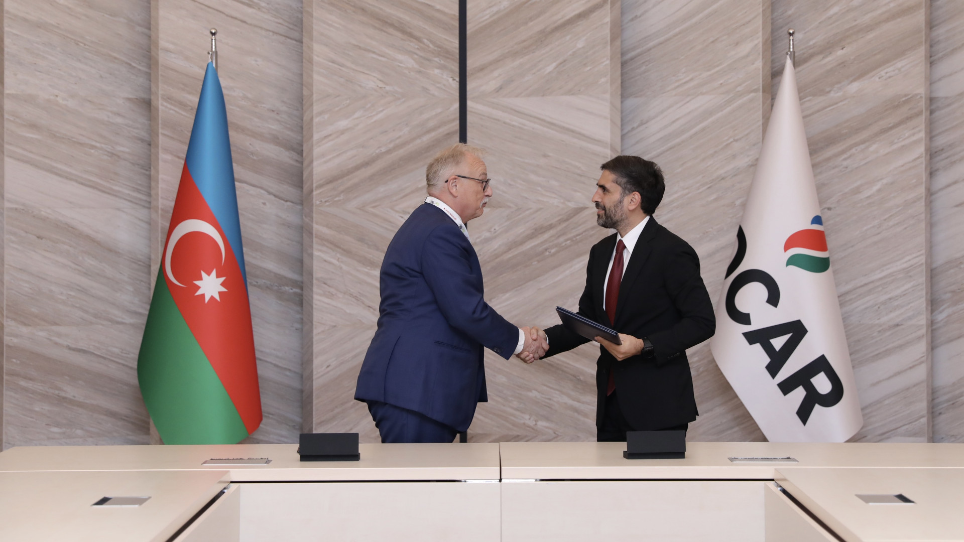 Aáírta a megállapodást a Mol az azerbajdzsáni olajcéggel