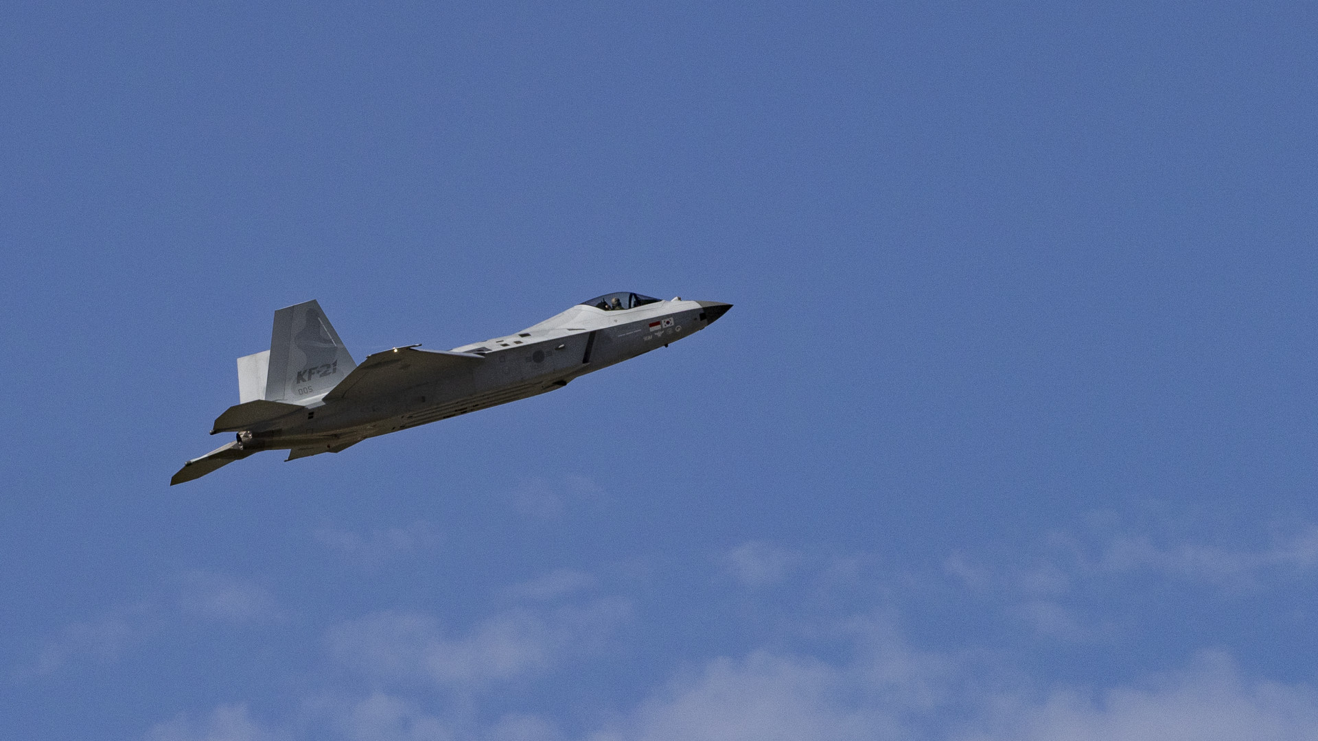 Salamoni döntés születhet: a gazdag monarchia kikosarazza a nagyhatalmakat és KF-21-es lopakodó vadászgépeket vesz