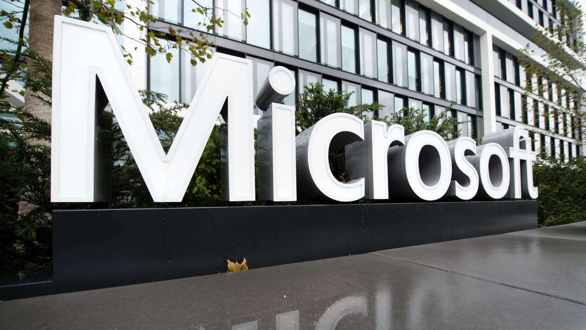 Figyelmeztetést adott ki a Microsoft: támadások érhetik a fontos szolgáltatását – Forrás: Portfolio.hu