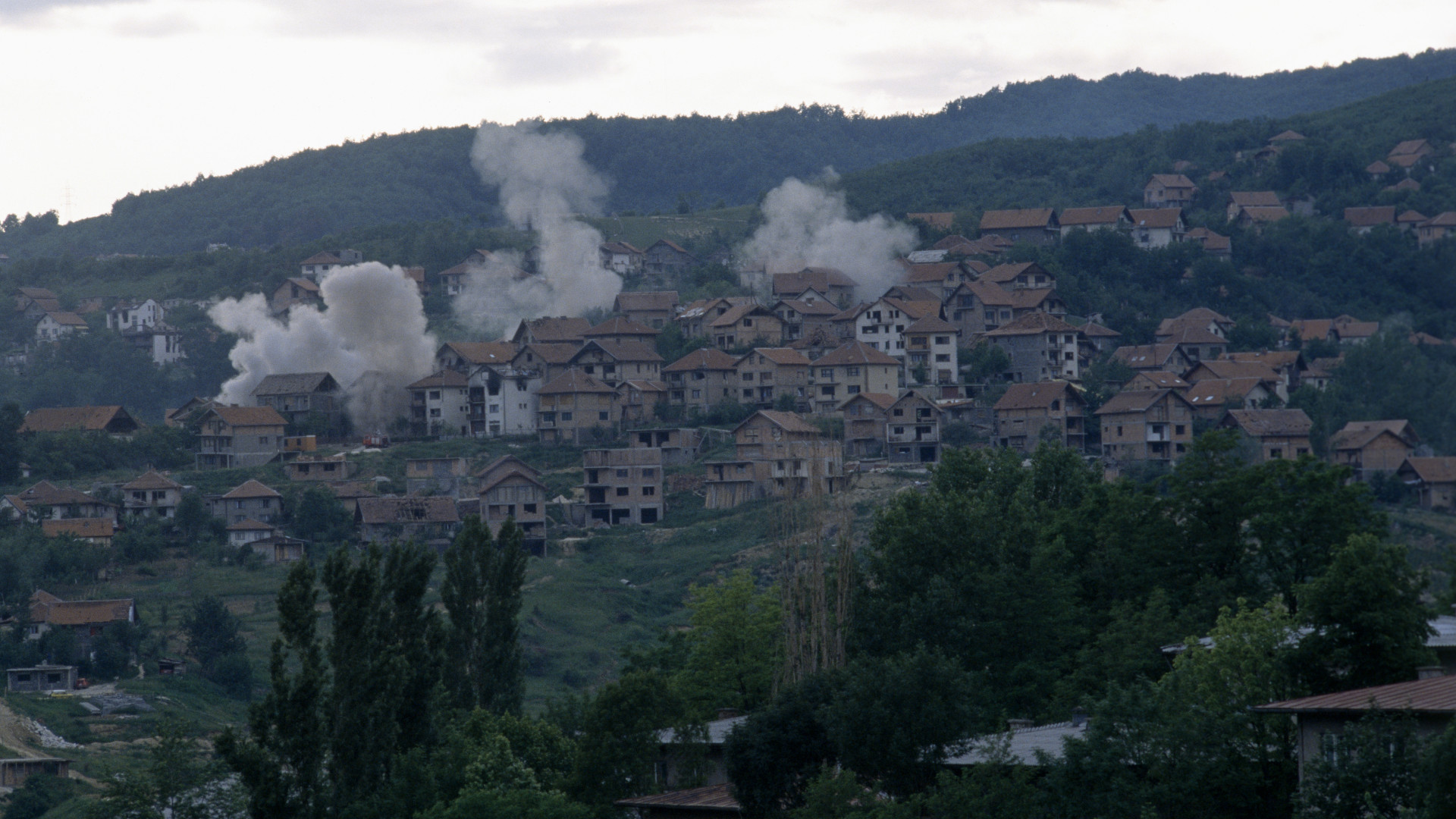 Súlyos bűncselekményre derült fény:  dúsgazdag fegyverrajongók fizettek azért, hogy civilekre lőhessenek a háborúban