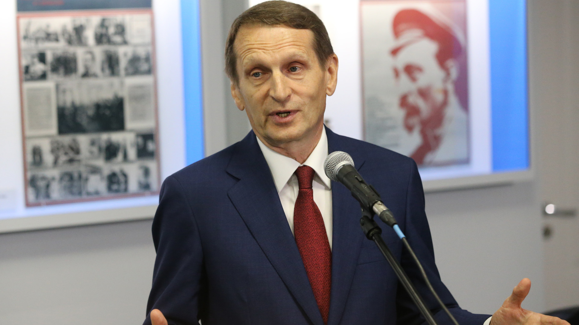 Kémjátszma a kulisszák mögött: váratlan lépésre szánták el magukat az orosz és amerikai hírszerzési vezetők
