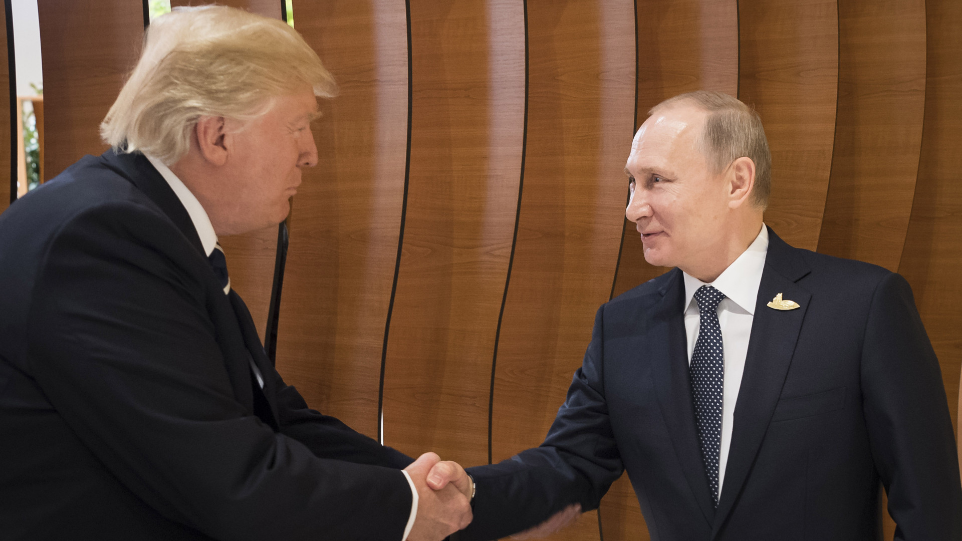 Végzetes csapdát állíthatott Trump elnöknek Putyin – Átverés az egész békecsúcs? – Forrás: Portfolio.hu