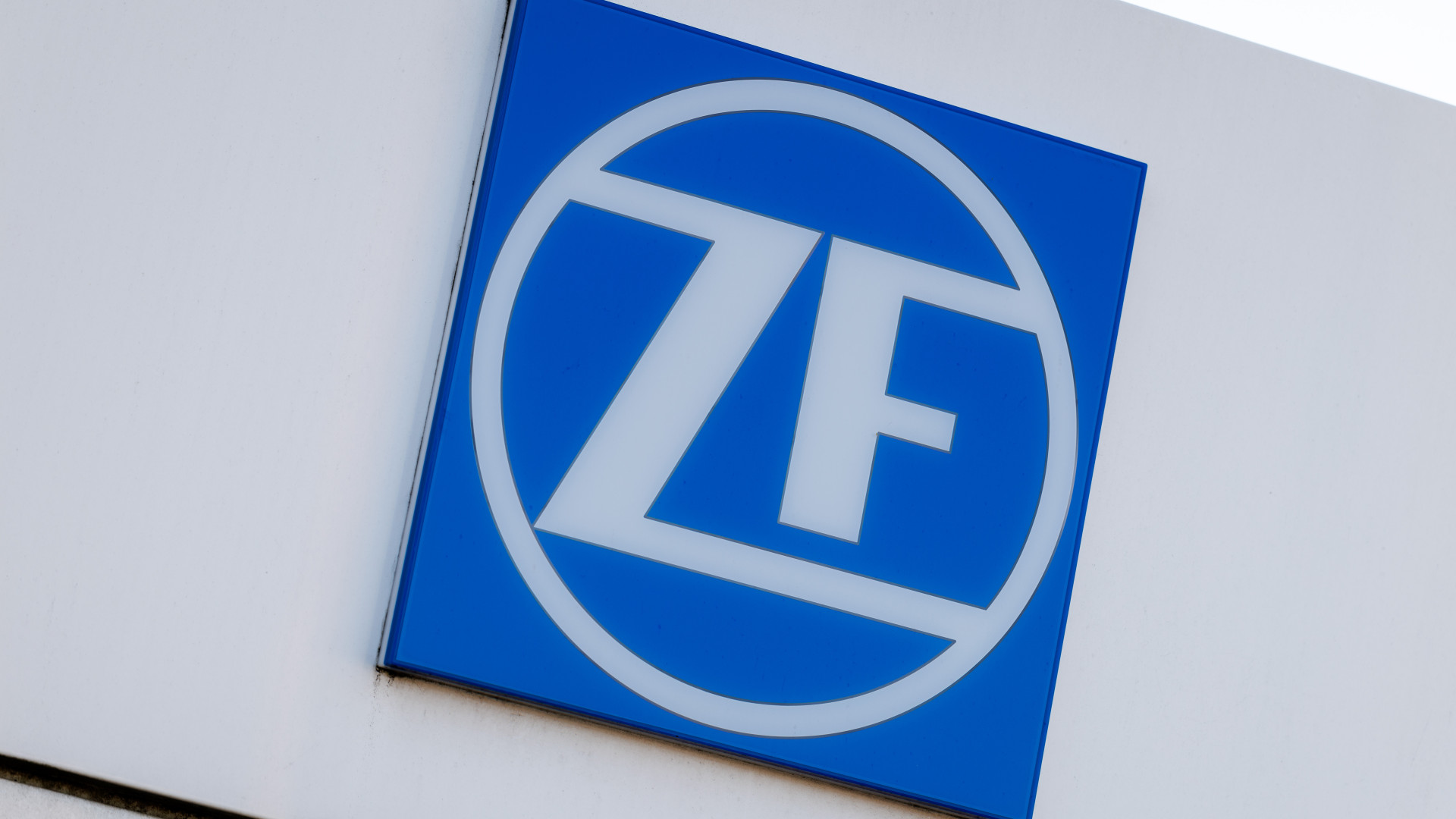 Magyarországra hozhatja termelésének egy részét a német autóipari cég – Forrás: Portfolio.hu
