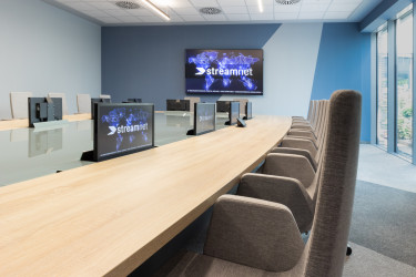 01_streamnet_board_roomnet
