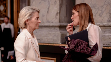 Óriási titkosítási hullám jöhet az EU-ban, teljesen elzárhatják a Bizottság minden dokumentumát