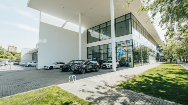 Megkezdte az AutoWallis követését az Erste, itt a friss célár