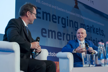 cfa_VIII_CEE_Investment_Conference_123(1)