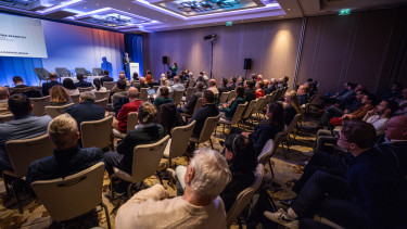 Mutatunk egy befektetést, ami nagyobb sztori volt idén, mint az AI - Mibe tegyük most a pénzünket?