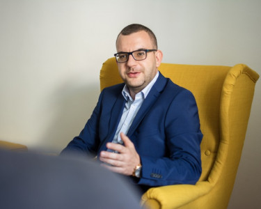 Décsi András cikkbe3