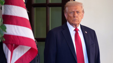 Azt mondják az oroszok, megkapták a végső ultimátumot Trumptól – Hat hónapjuk maradt elfoglalni a Donbaszt