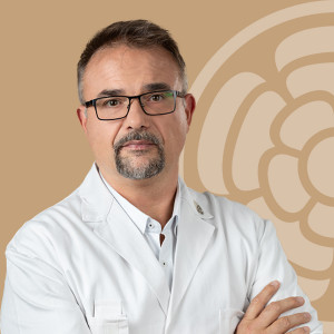 Dr. Fuszek Péter, a Dr. Rose Magánkórház gasztroenterológusa