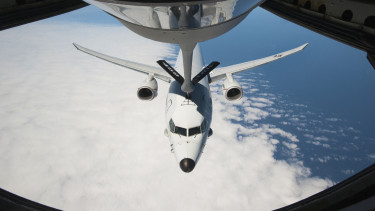 Váratlanul felszállt Amerika atomháborús repülőgépe