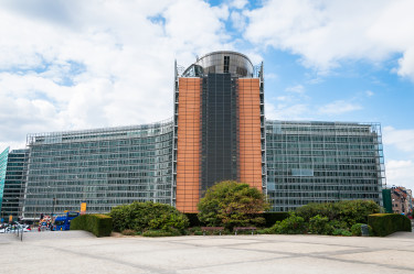 európai bizottság