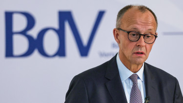 Új korszakot harangozott be a német kancellár: ez vár most Európára