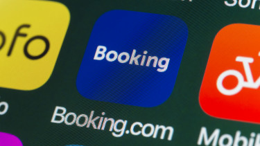 GettyImages-1045289894-applikáció-mobil-szállás-szálláshely-turizmus-utazás