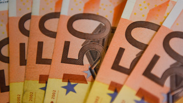 Internetes társkereső pénzmosási csalások