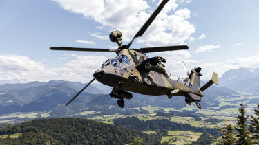 Rejtélyes balesetet szenvedett egy katonai helikopter Németországban – A személyzetnek nyoma veszett