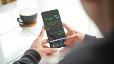 Most kiderül, mibe fektetnek a Portfolio olvasói – Sikerül letaszítani a trónról az állampapírt?