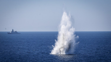 Megkongatta a vészharangot az egyik legerősebb NATO-hatalom vezetője: riasztó eszkalációt jeleztek