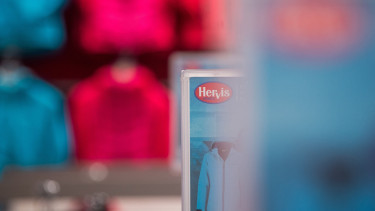 Vége egy korszaknak: új tulajdonoshoz kerül ez a boltlánc Magyarországon is