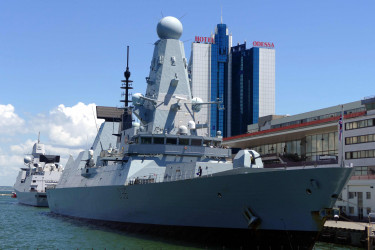 hms defender
