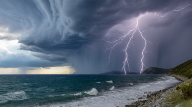 időjárás-horvátország-vihar-meteorológia-nyár-árvíz-szél-csapadék-jégeső-adriai-tenger