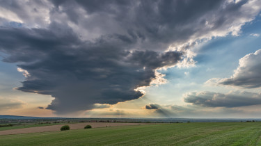 Itt a friss időjárás-előrejelzés: nem mindenki fog örülni a hétvégén