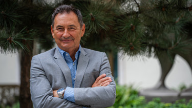 Egyre népszerűbbek a gép- és bútoraukciók – Ezek az előnyei