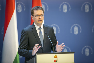 Izer Norbert pénzügyminisztérium