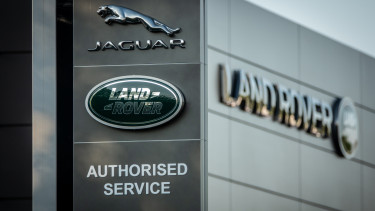A brit gazdaság legnagyobb kiberkatasztrófája bénította le a Jaguar Land Rovert, a kár tetemes