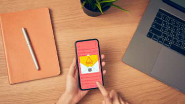 Androidosok, figyelem! Villámgyorsan terjed az új vírus, azonnal kiürítheti a bankszámlákat