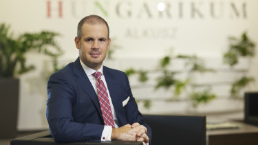 A bankholding után itt a Magyar Biztosítóholding: mire készülnek Keszthelyi Erikék?