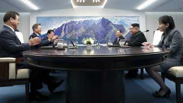 kim jo dzsong kim dzsongun wikimedia