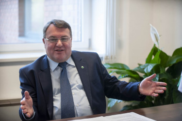 Laszlóczki Imre, a Nemzetközi Beruházási Bank alelnöke