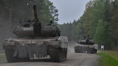 Kimondta a NATO egyik legerősebb tagja: még ennyi ideig húzódhat a háború Ukrajnában