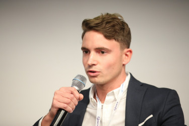lukas balik
