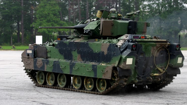 Katonai lépésekről egyeztet az Egyesült Államok Európával, asztalhoz ültetnék Oroszországot