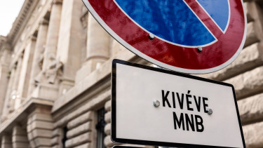 Több mint öt éve nem láttunk ilyet, és tovább halmozza a rekordot az MNB