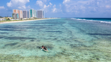 Kész, vége a káros élvezetnek: betiltotta a dohányzást a turistaparadicsom – Itt húzták meg a határt