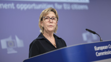 Kifakadt az EU pénzügyi biztosa, mert akadályozzák a kormányok a banki összeolvadásokat