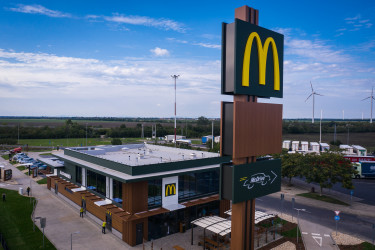 mcdonald's autópálya m1