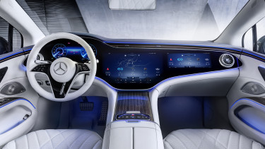 mercedes-benz eqs hyprscreen